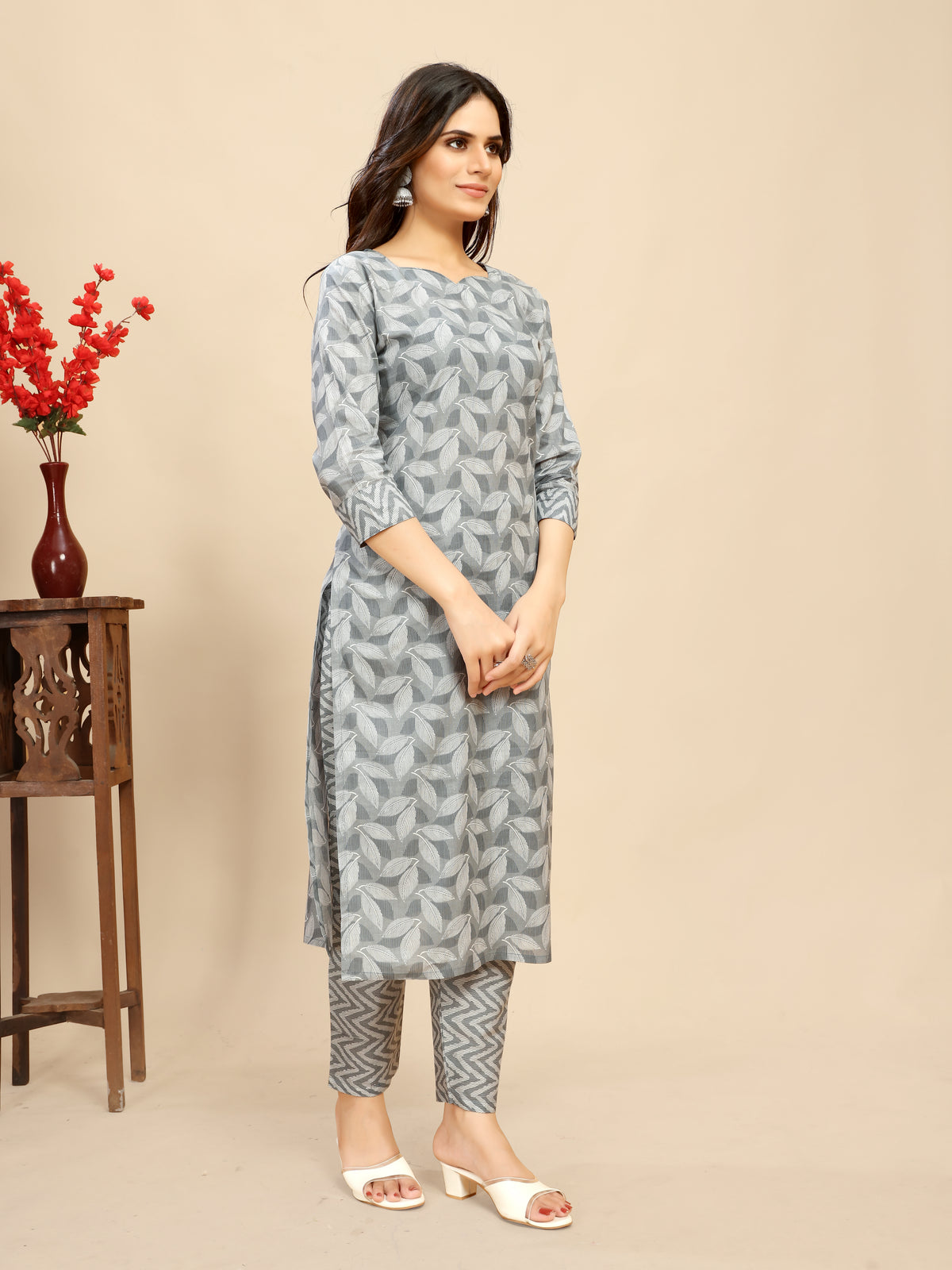 Grey pure Cotton leaf Printed Kurta Trouser set