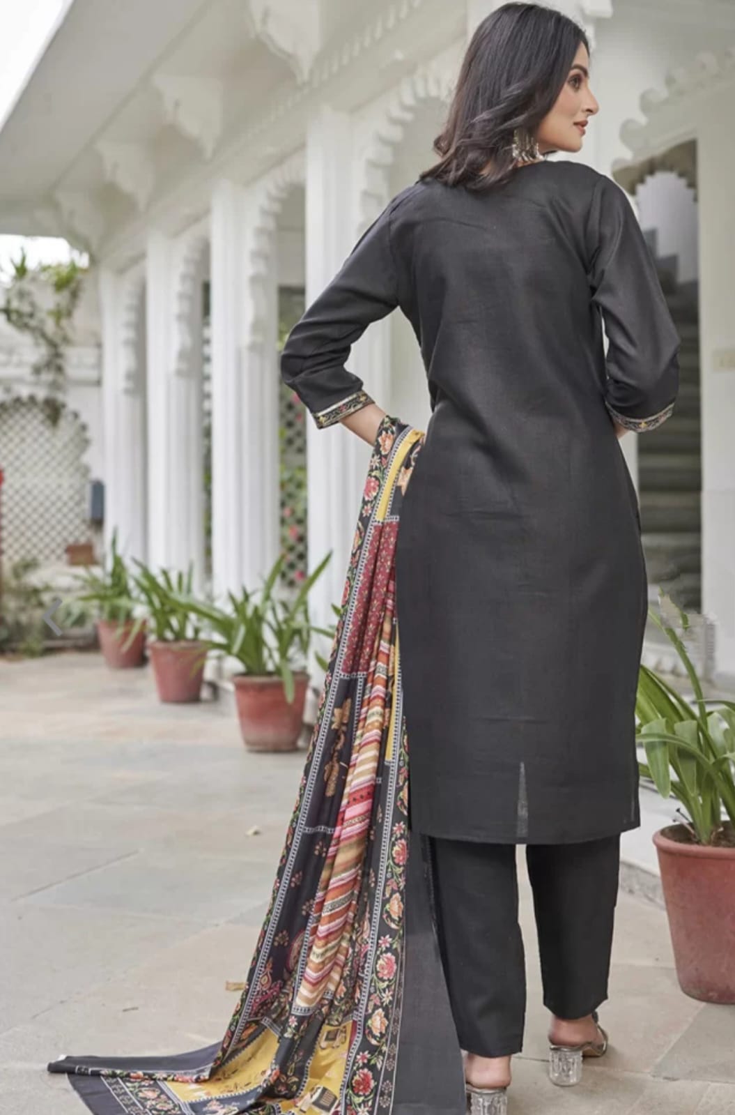 Ethnic Motifs Yoke Designed Straight  Kurta-pant & Dupatta