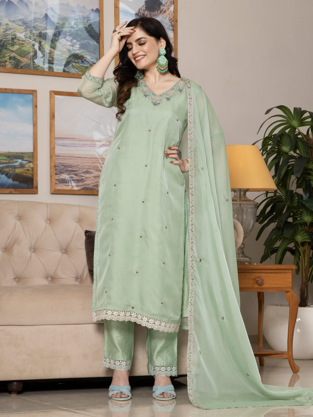 Laxis Organza Salwar Suit Dupatta Set