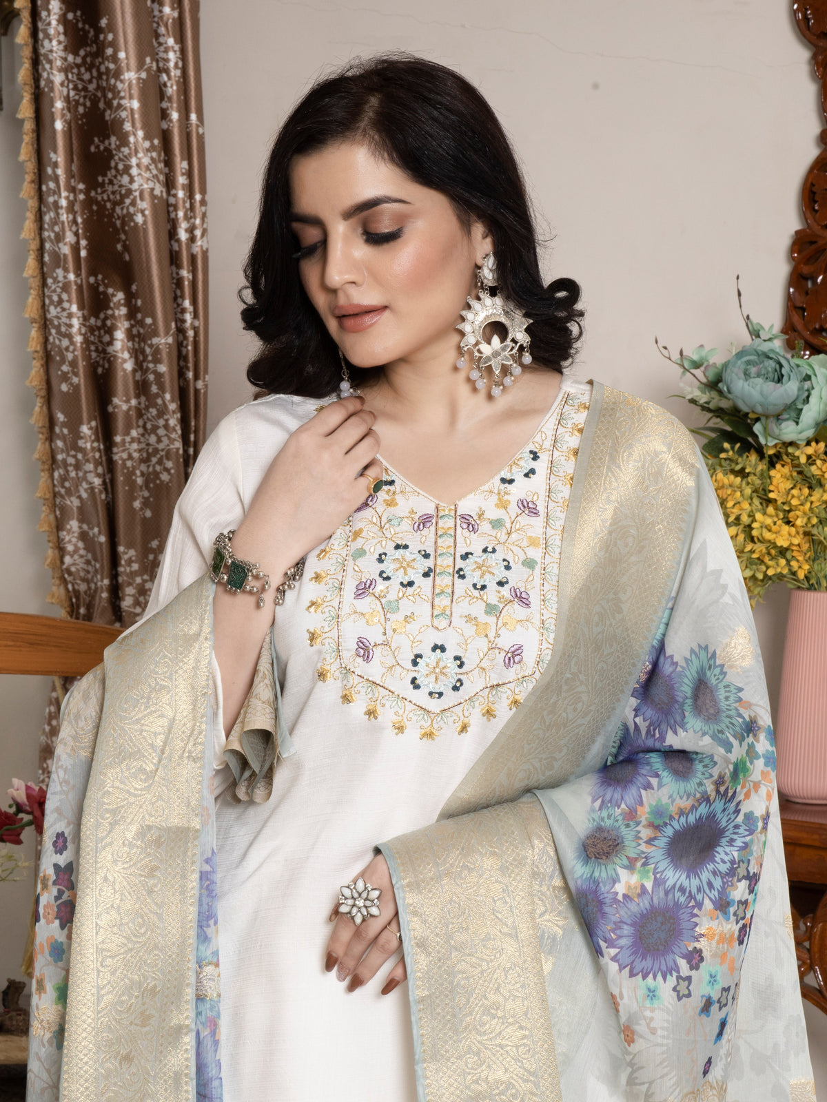 Laxis Neck Embroidery With Hand Work | Printed Dupatta