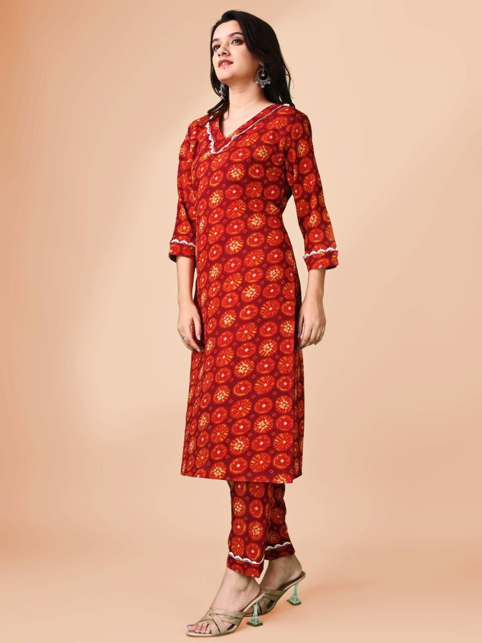 Woman red gota pati printed kurti pant