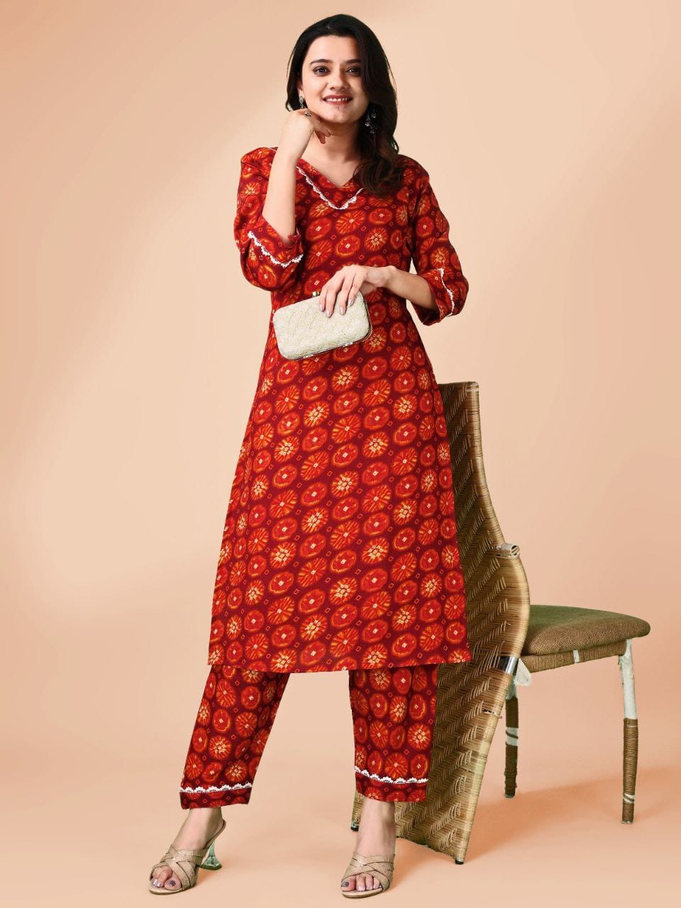 Woman red gota pati printed kurti pant